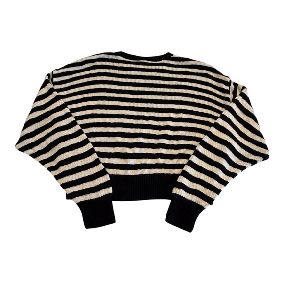 Victoria’s Secret PINK Cropped Long Sleeve Sweater Size XS - Picture 2 of 4